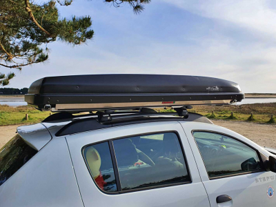 Comment bien choisir les barres de toit pour votre Dacia ? 